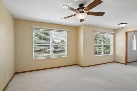 4622 1st Avenue NW Cedar Rapids IA 52405
