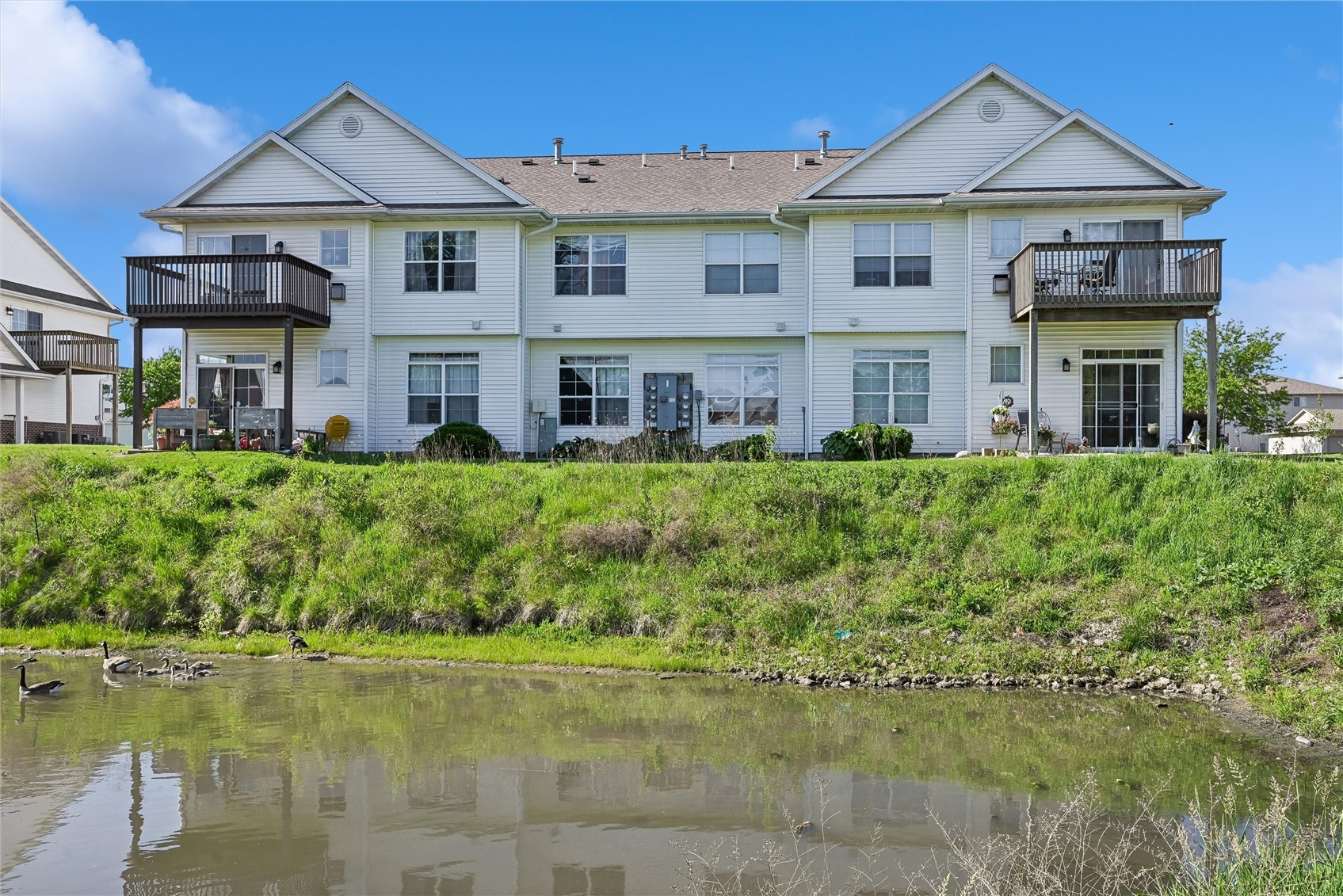 4622 1st Avenue NW Cedar Rapids IA 52405