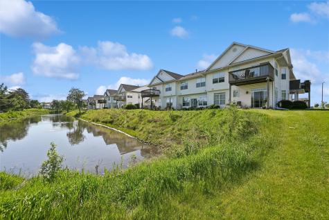 4622 1st Avenue NW Cedar Rapids IA 52405