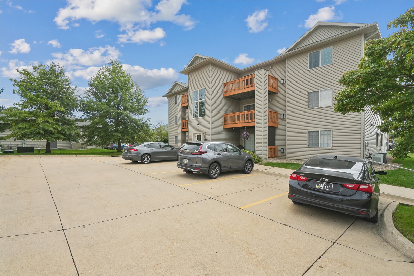 600 Colton Circle NE Cedar Rapids IA 52402