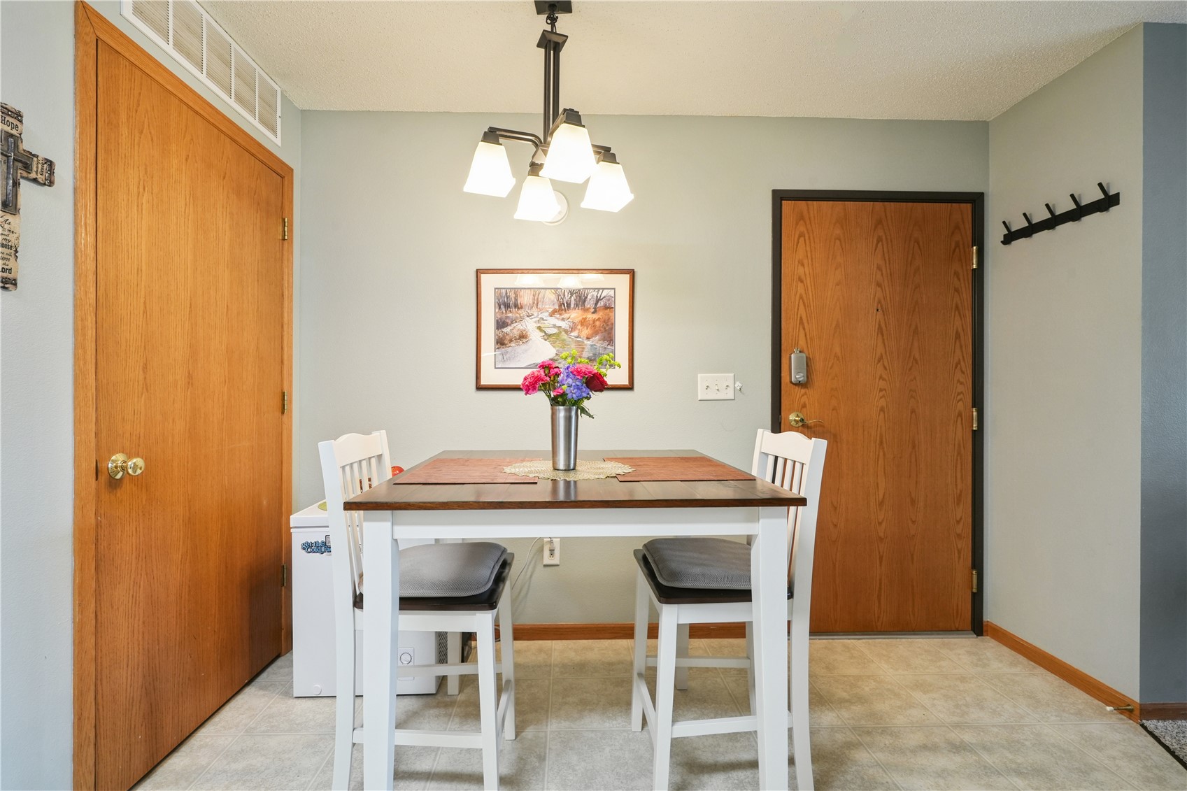 600 Colton Circle NE Cedar Rapids IA 52402