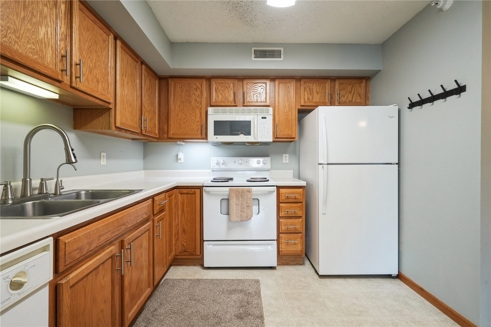 600 Colton Circle NE Cedar Rapids IA 52402