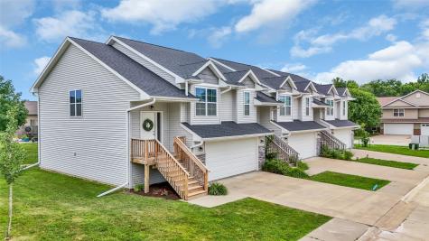 351 Cypress Court Solon IA 52333