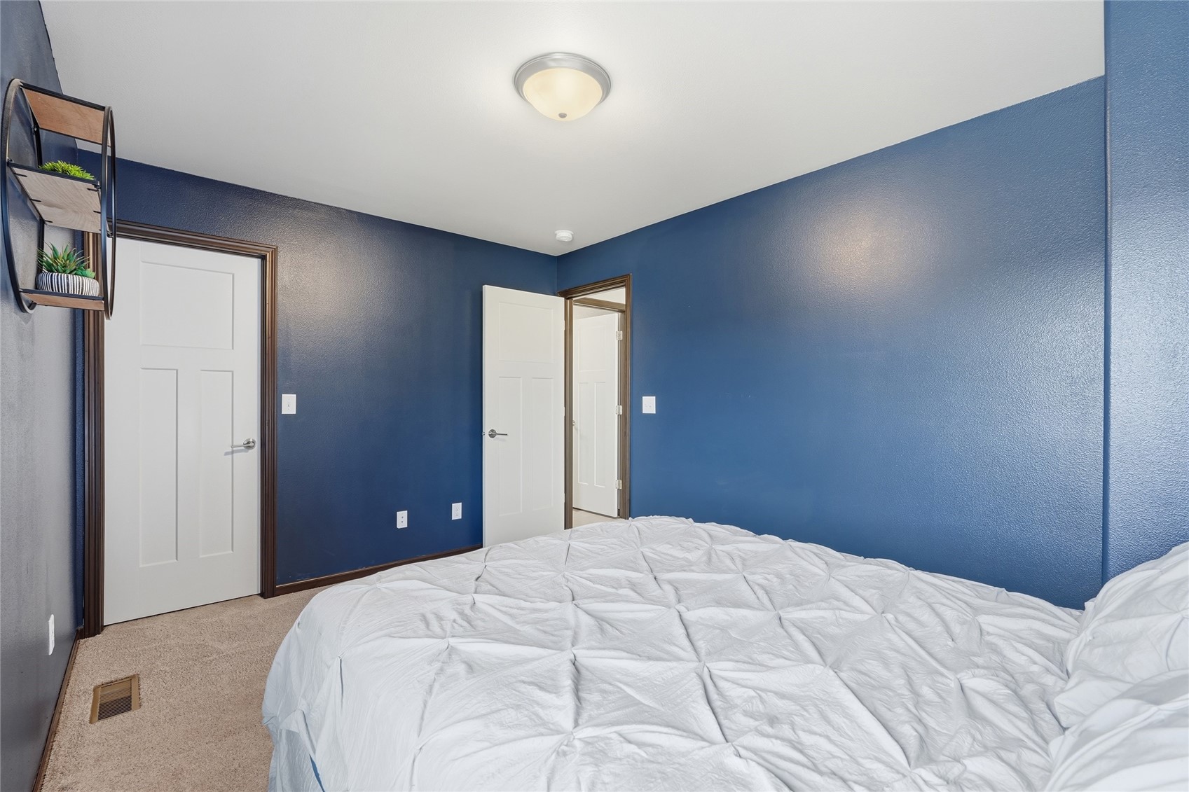 603 Dakota Avenue Tiffin IA 52340