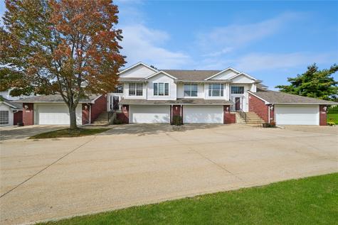 4412 1st Avenue NW Cedar Rapids IA 52405