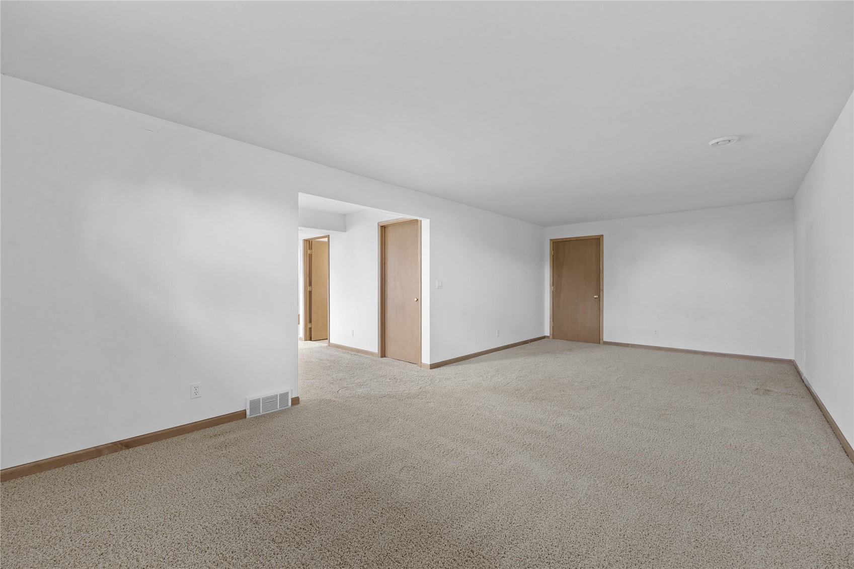 664 J Avenue NE Cedar Rapids IA 52402
