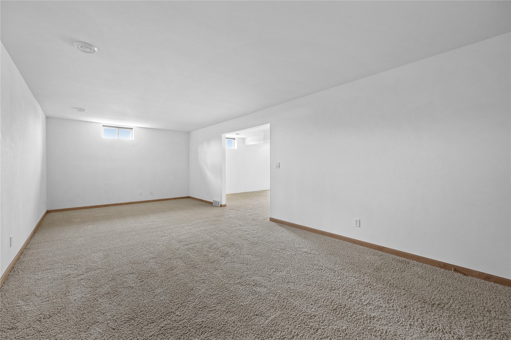 664 J Avenue NE Cedar Rapids IA 52402