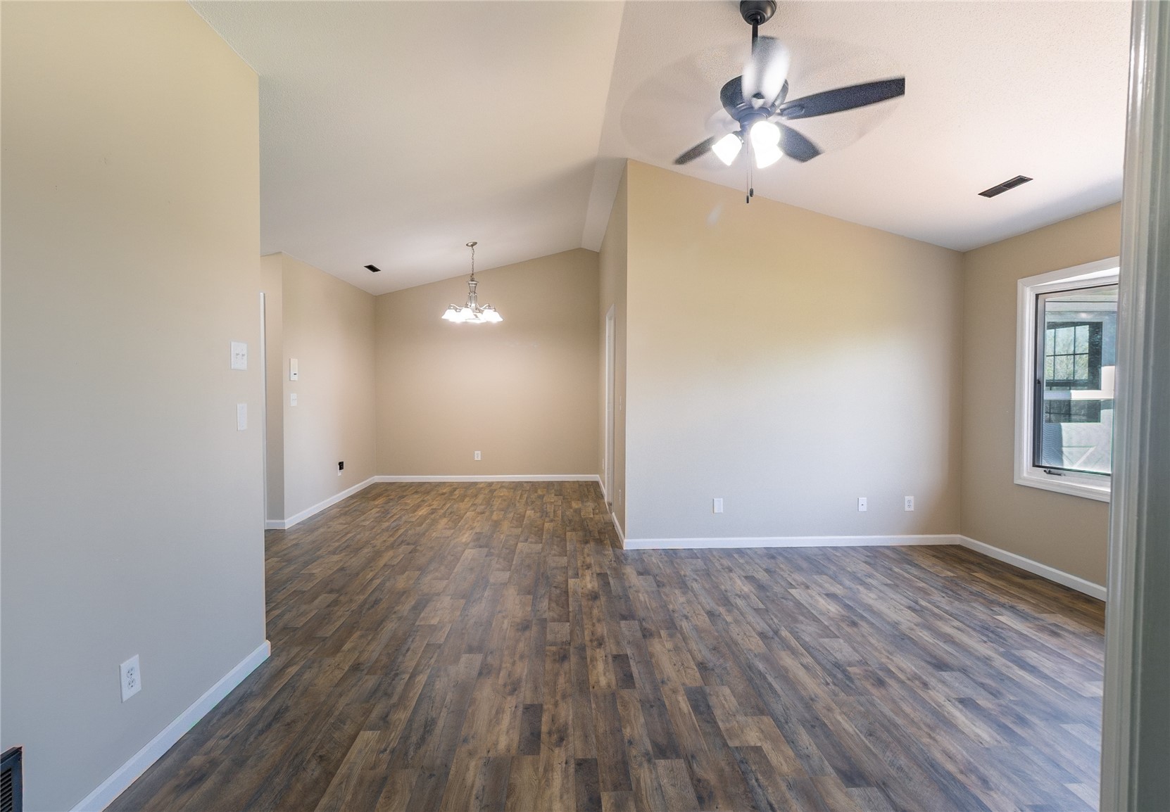 4116 Lexington Drive NE Cedar Rapids IA 52402