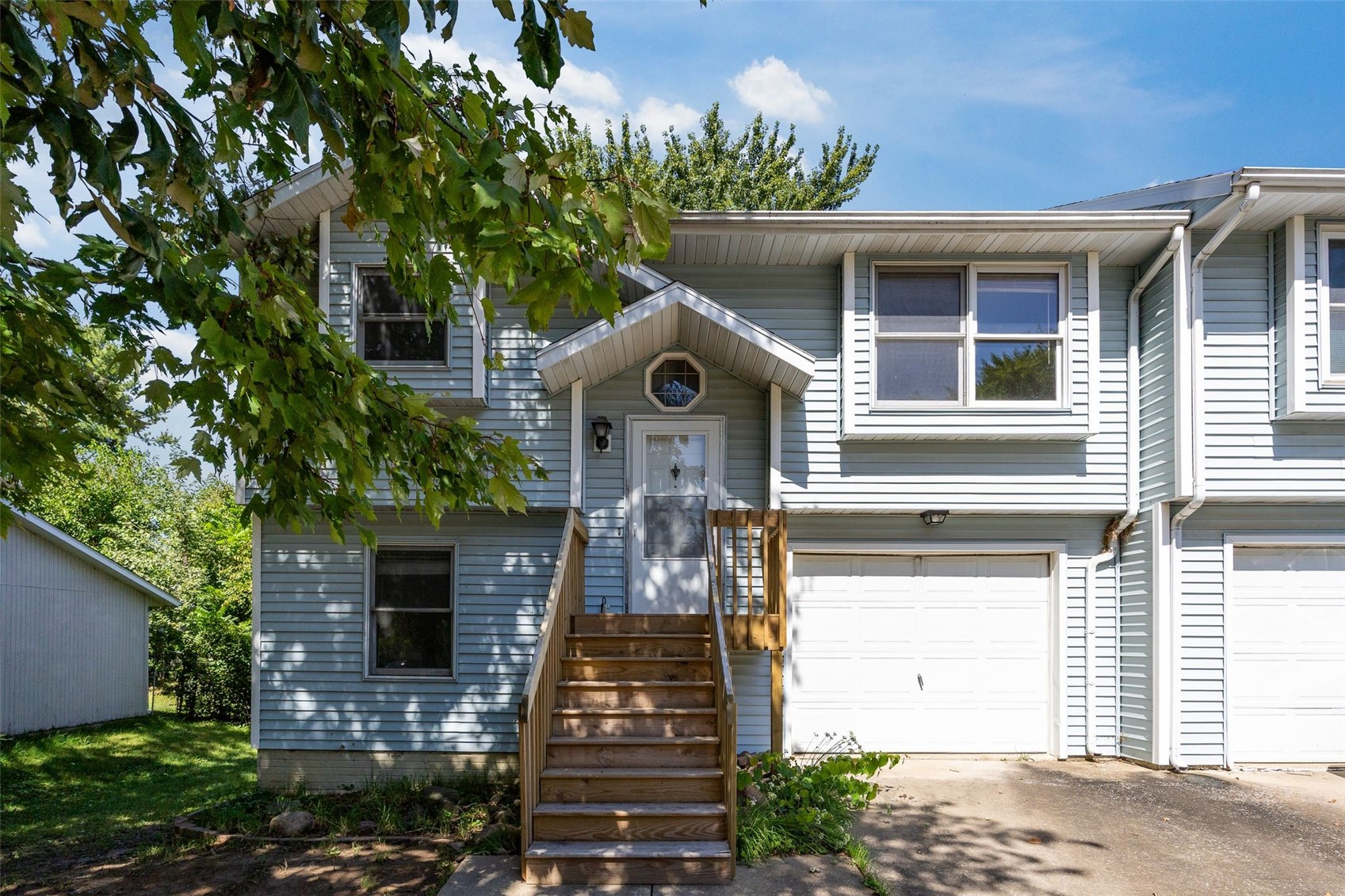 1985 South Ridge Drive Coralville IA 52241