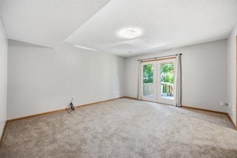 1985 South Ridge Drive Coralville IA 52241