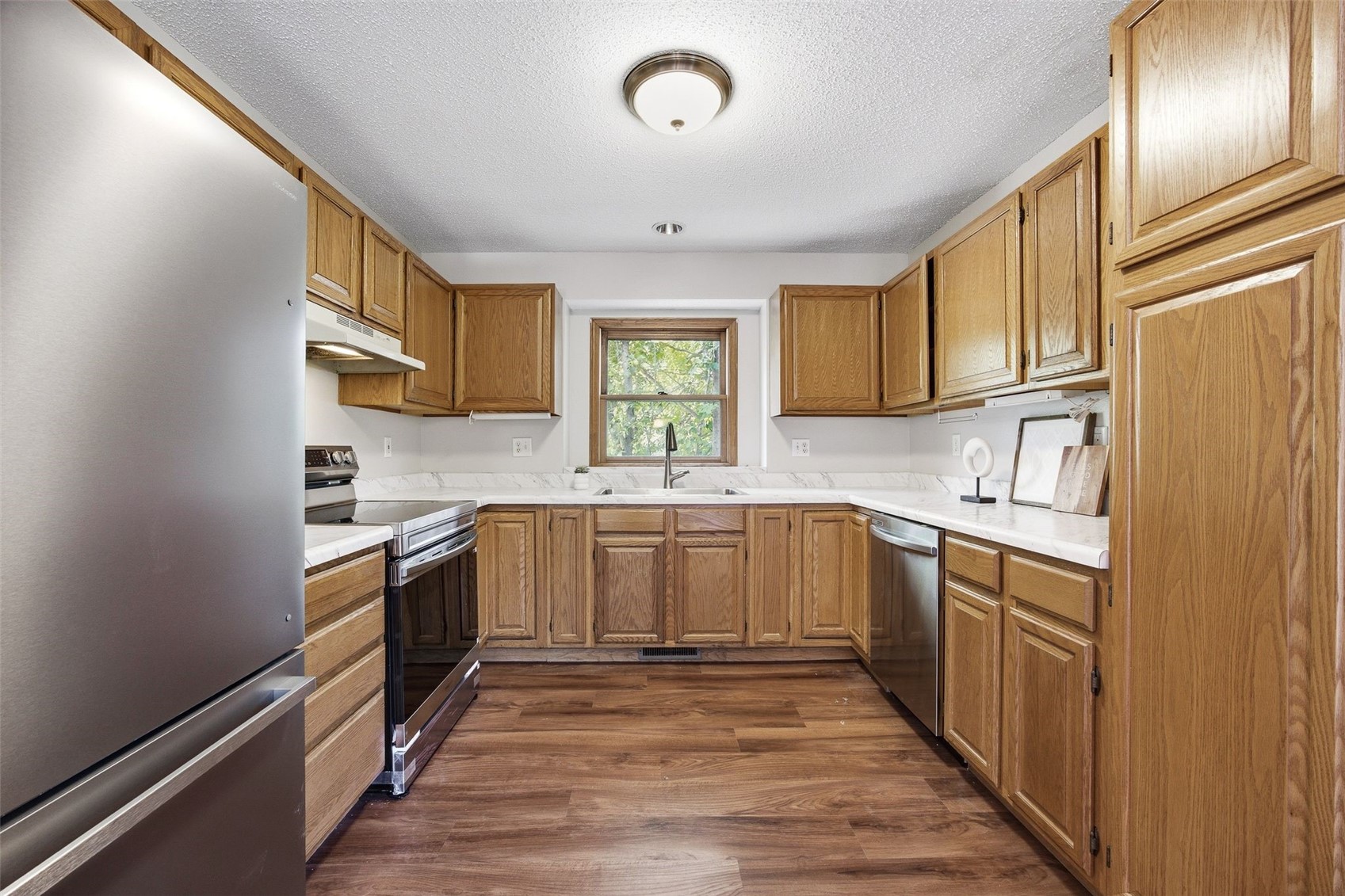 1985 South Ridge Drive Coralville IA 52241