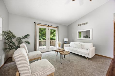 1985 South Ridge Drive Coralville IA 52241