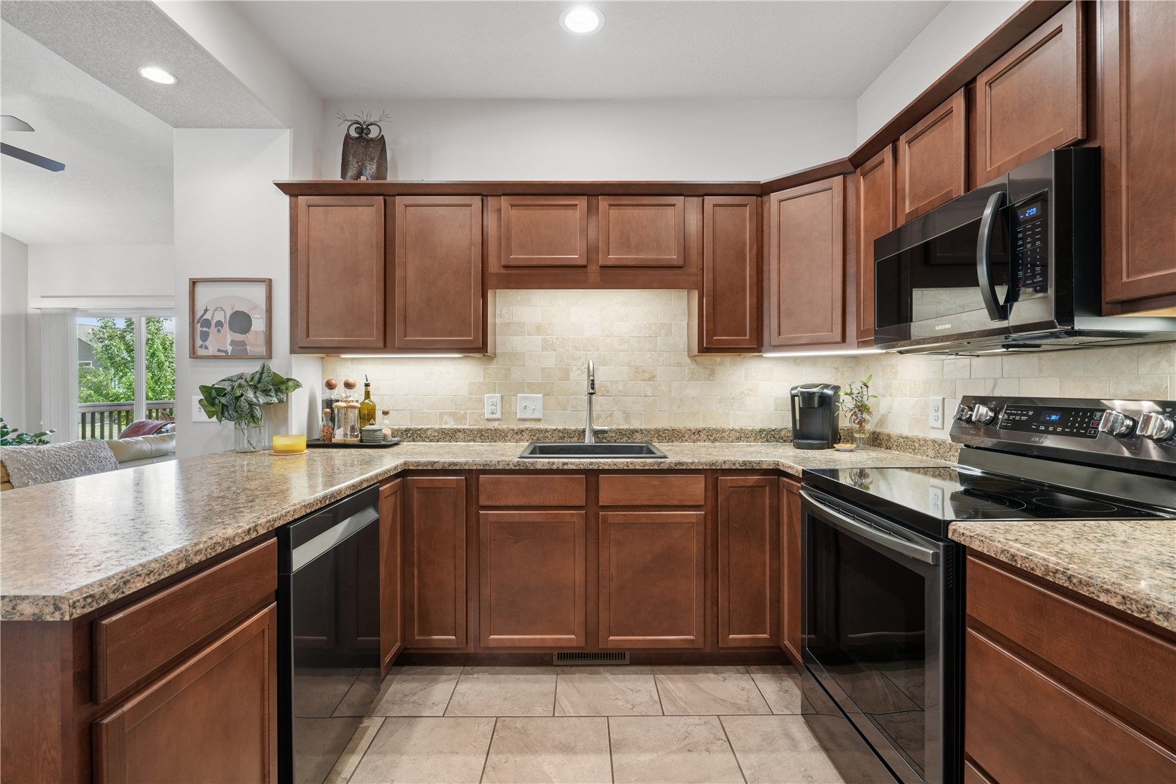 465 2nd Street Fairfax IA 52228