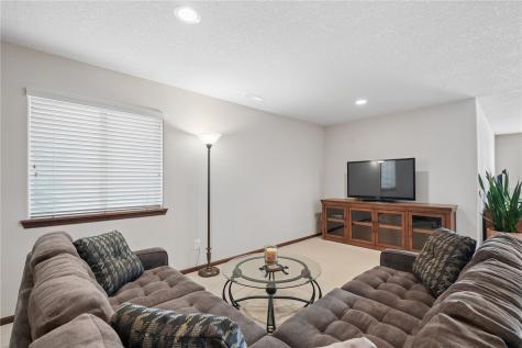 465 2nd Street Fairfax IA 52228