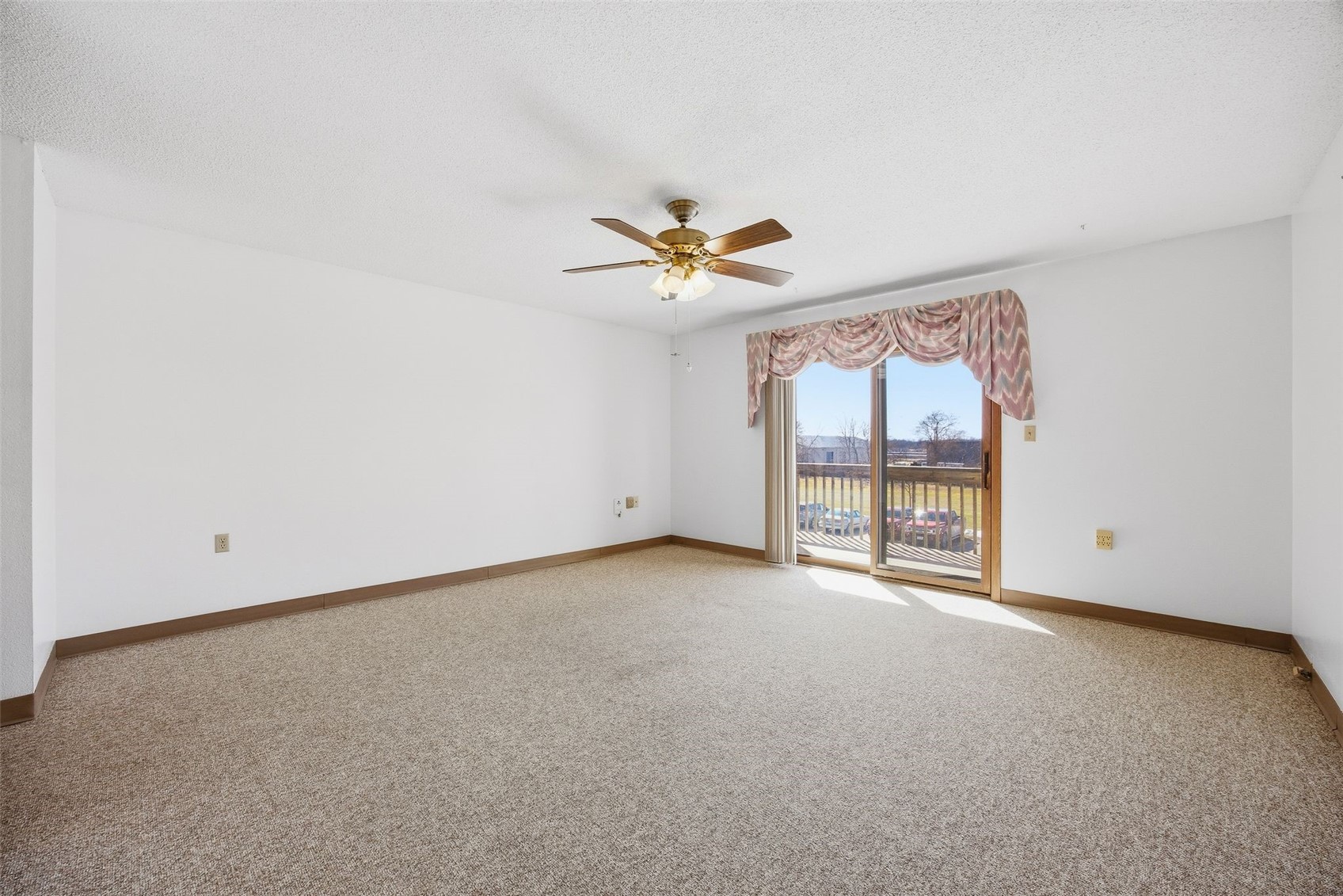 730 S Market Street Solon IA 52333