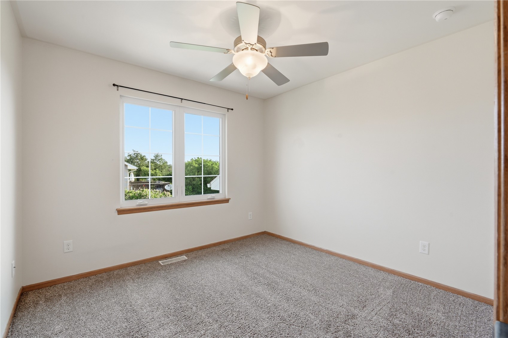 1009 Twilight Drive North Liberty IA 52317