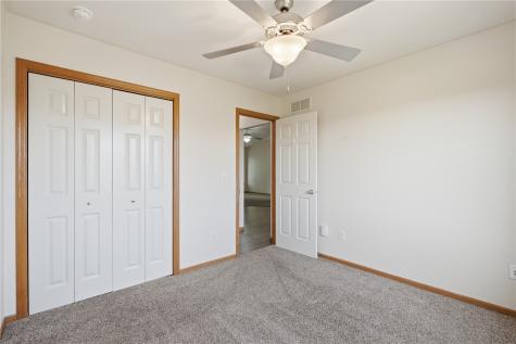 1009 Twilight Drive North Liberty IA 52317