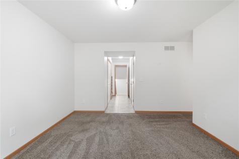 1009 Twilight Drive North Liberty IA 52317