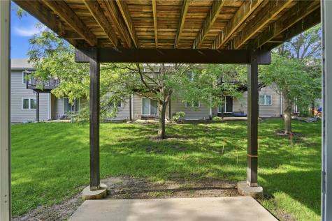 1009 Twilight Drive North Liberty IA 52317