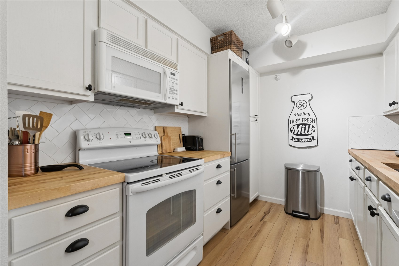 528 Westside Drive Iowa City IA 52246