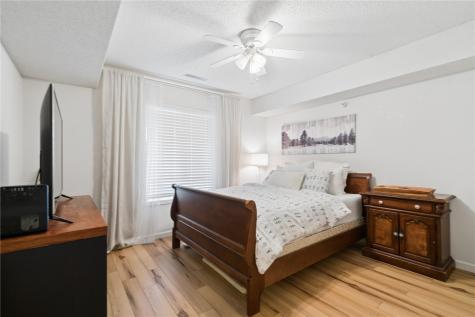 528 Westside Drive Iowa City IA 52246