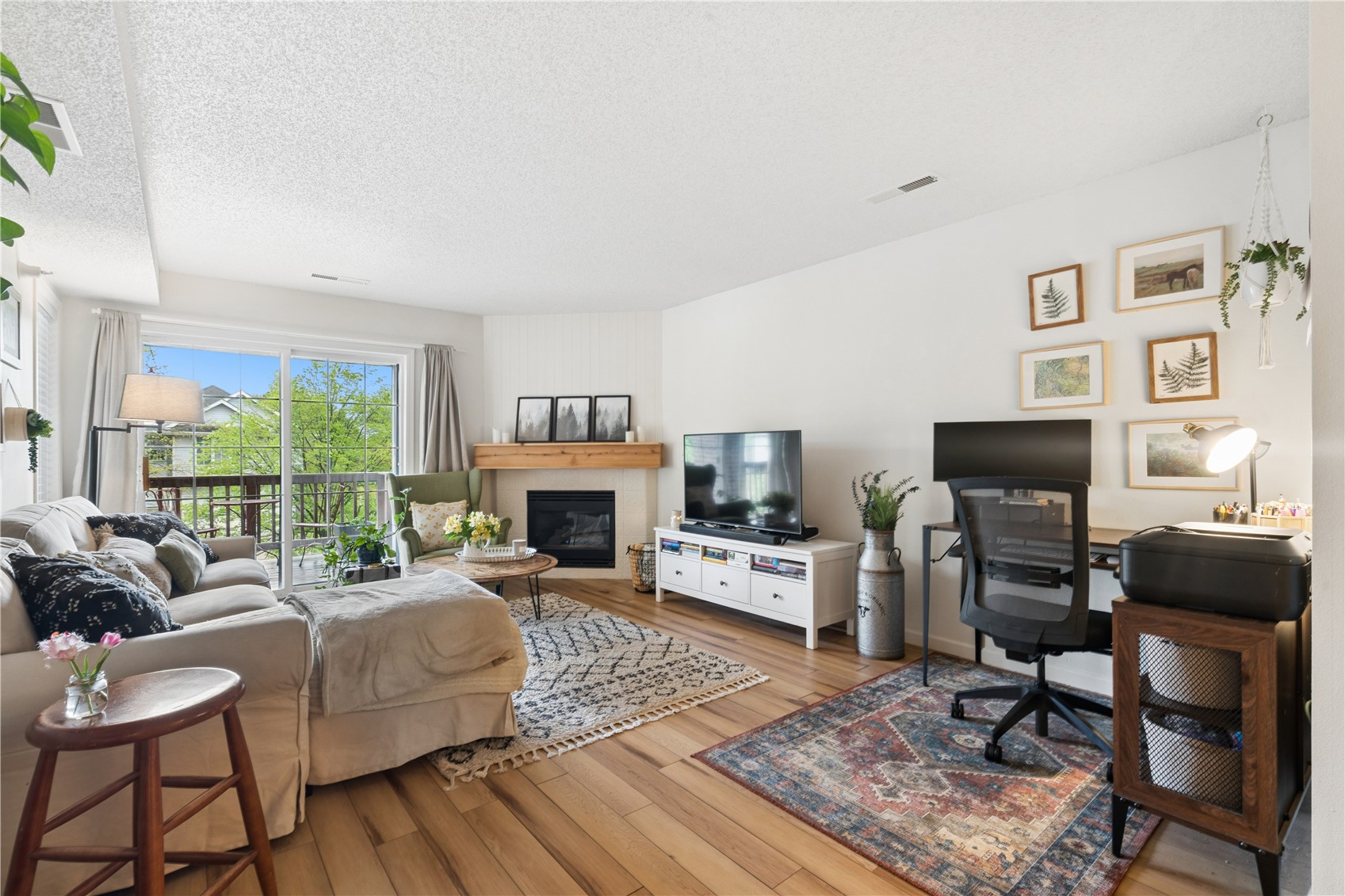 528 Westside Drive Iowa City IA 52246