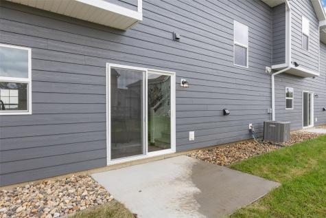 160 Bethany Loop SW Cedar Rapids IA 52404
