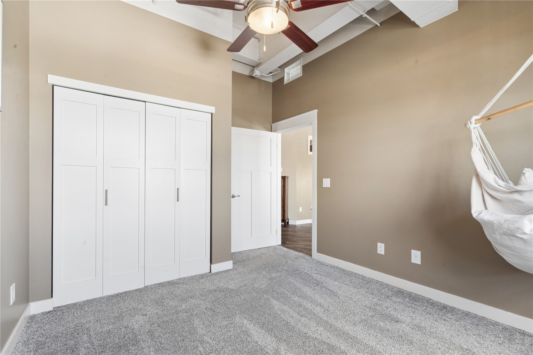 905 3rd Street Cedar Rapids IA 52401