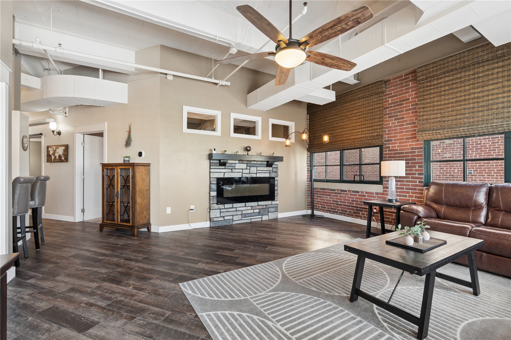 905 3rd Street Cedar Rapids IA 52401
