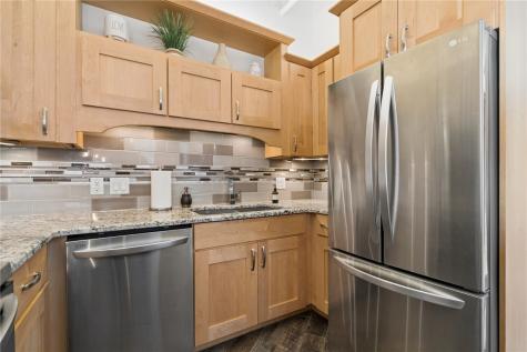 905 3rd Street Cedar Rapids IA 52401
