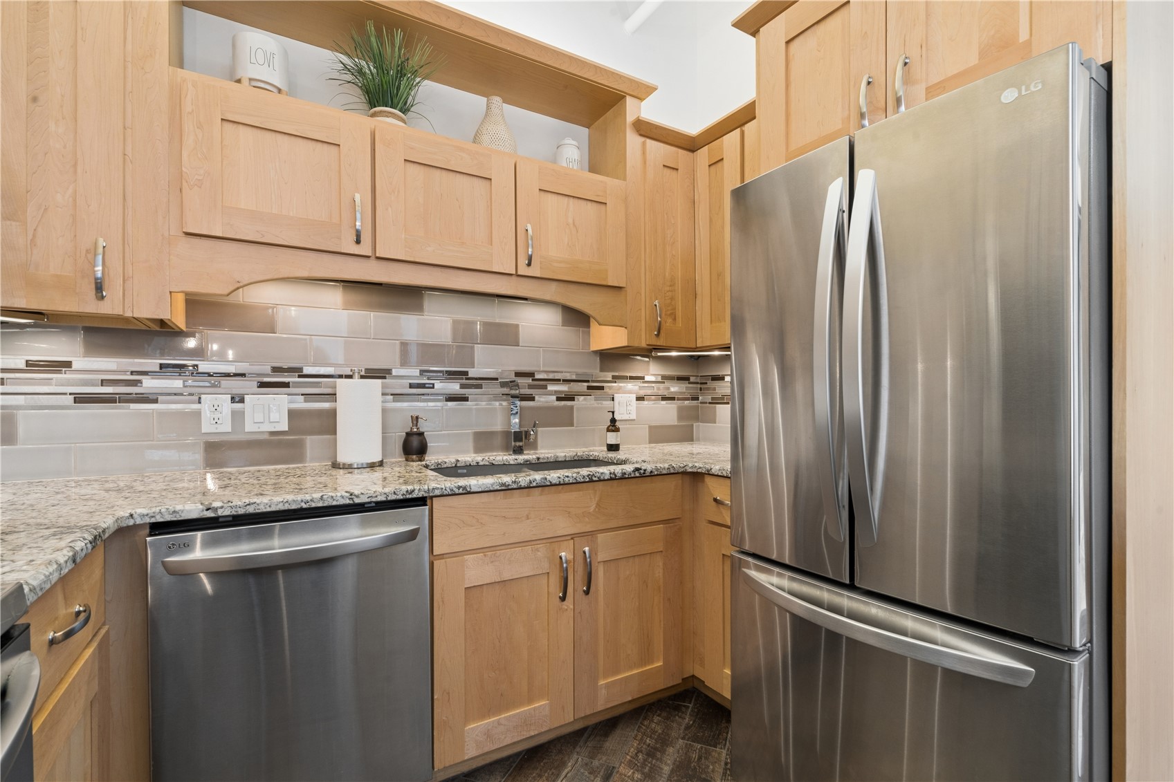905 3rd Street Cedar Rapids IA 52401