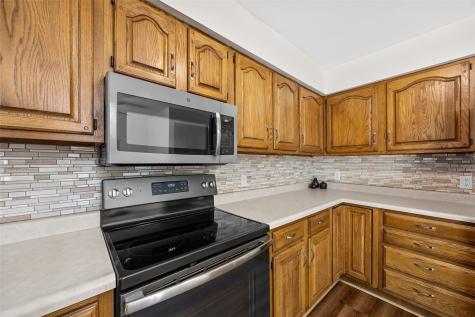 1914 12th Avenue Coralville IA 52241