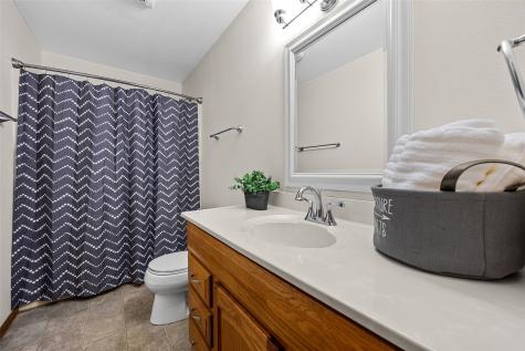 1914 12th Avenue Coralville IA 52241