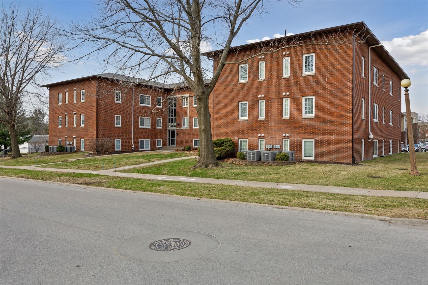 100 Grandview Court Iowa City IA 52246