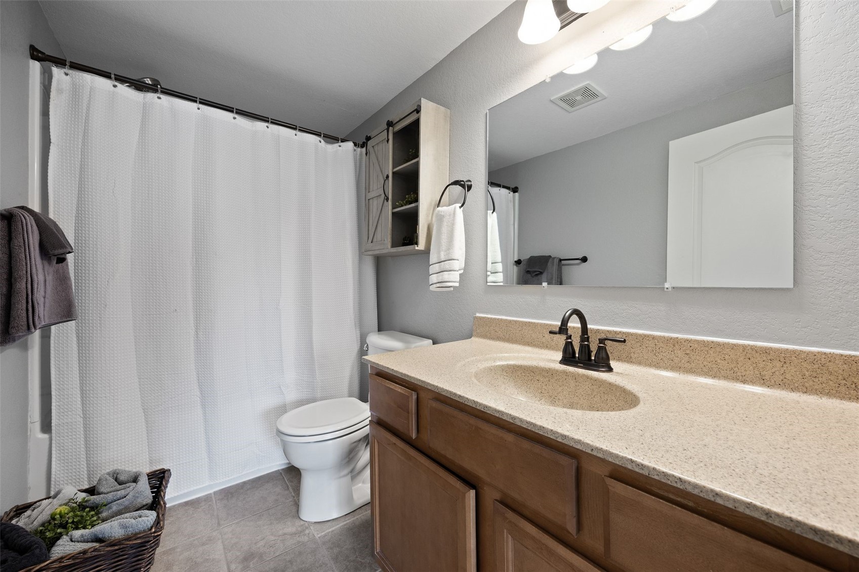 100 Grandview Court Iowa City IA 52246