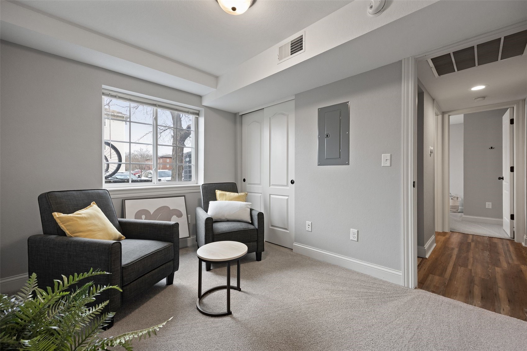 100 Grandview Court Iowa City IA 52246
