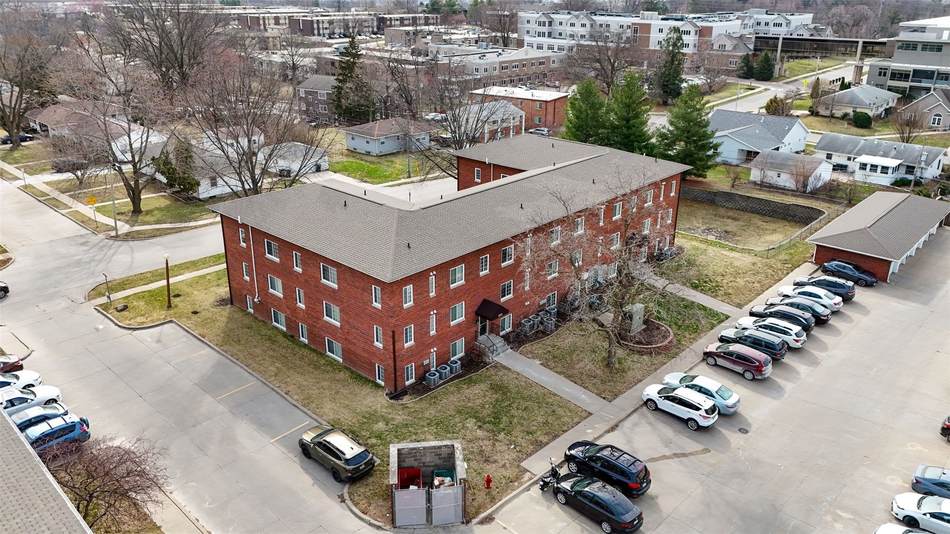 100 Grandview Court Iowa City IA 52246