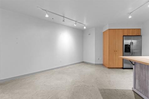 221 E College Street Iowa City IA 52240