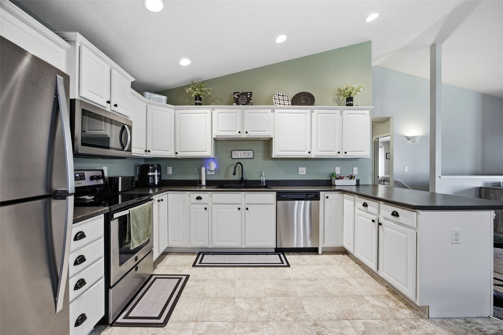 6371 Muirfield Drive SW Cedar Rapids IA 52404