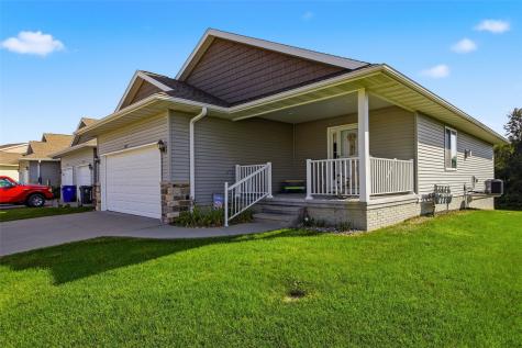 6371 Muirfield Drive SW Cedar Rapids IA 52404