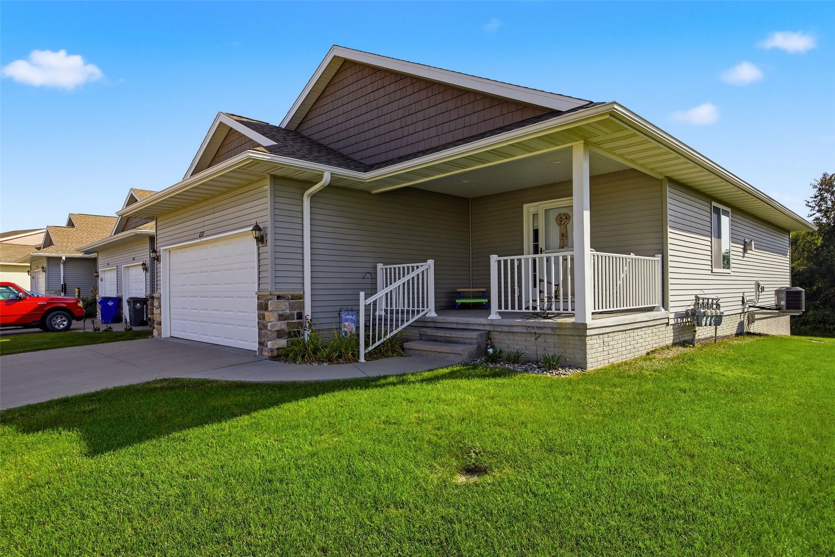6371 Muirfield Drive SW Cedar Rapids IA 52404