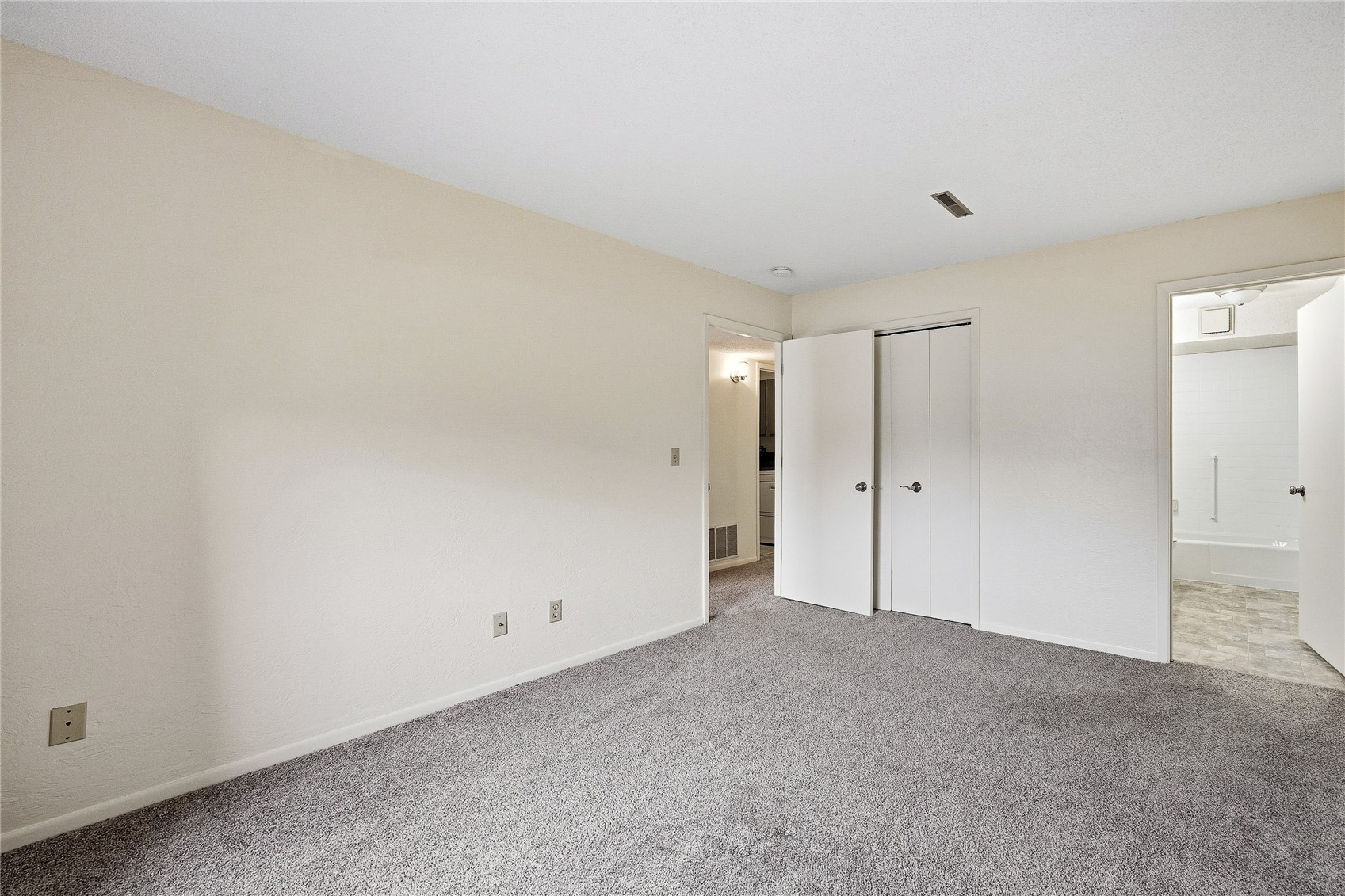 830 Kerry Lane SE Cedar Rapids IA 52403