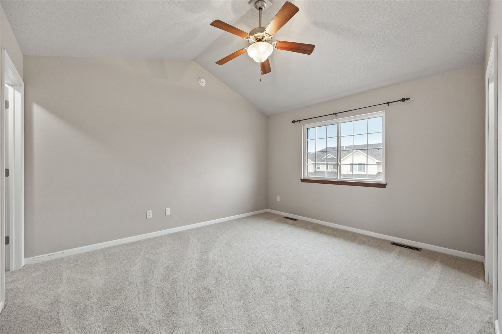 1497 Burr Drive North Liberty IA 52317