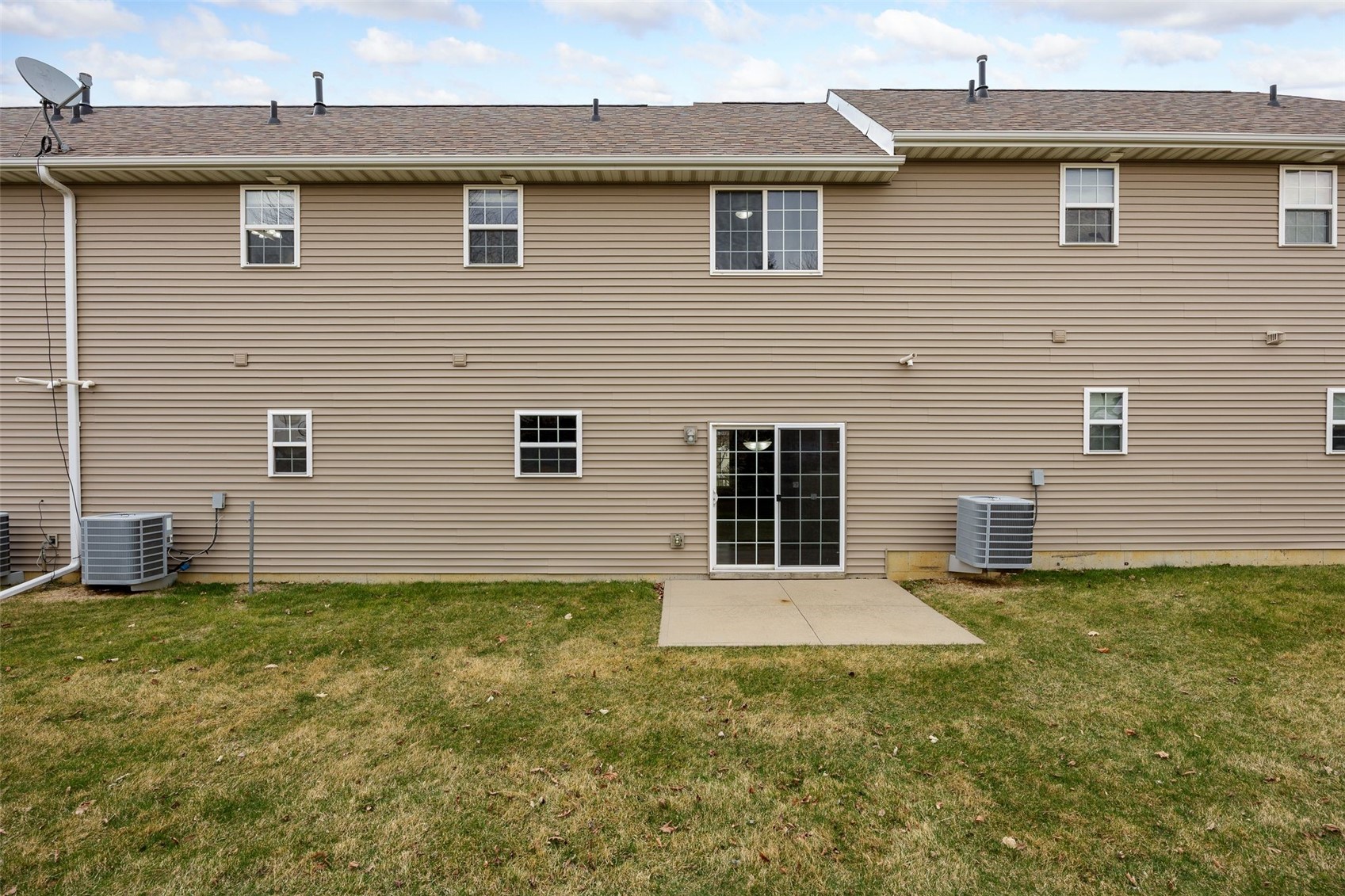 1497 Burr Drive North Liberty IA 52317