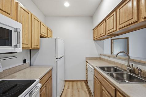 1920 Rockford Road SW Cedar Rapids IA 52404