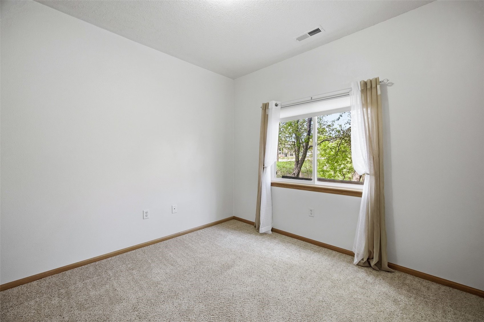 1920 Rockford Road SW Cedar Rapids IA 52404