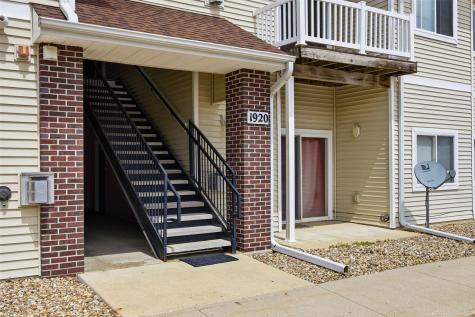 1920 Rockford Road SW Cedar Rapids IA 52404