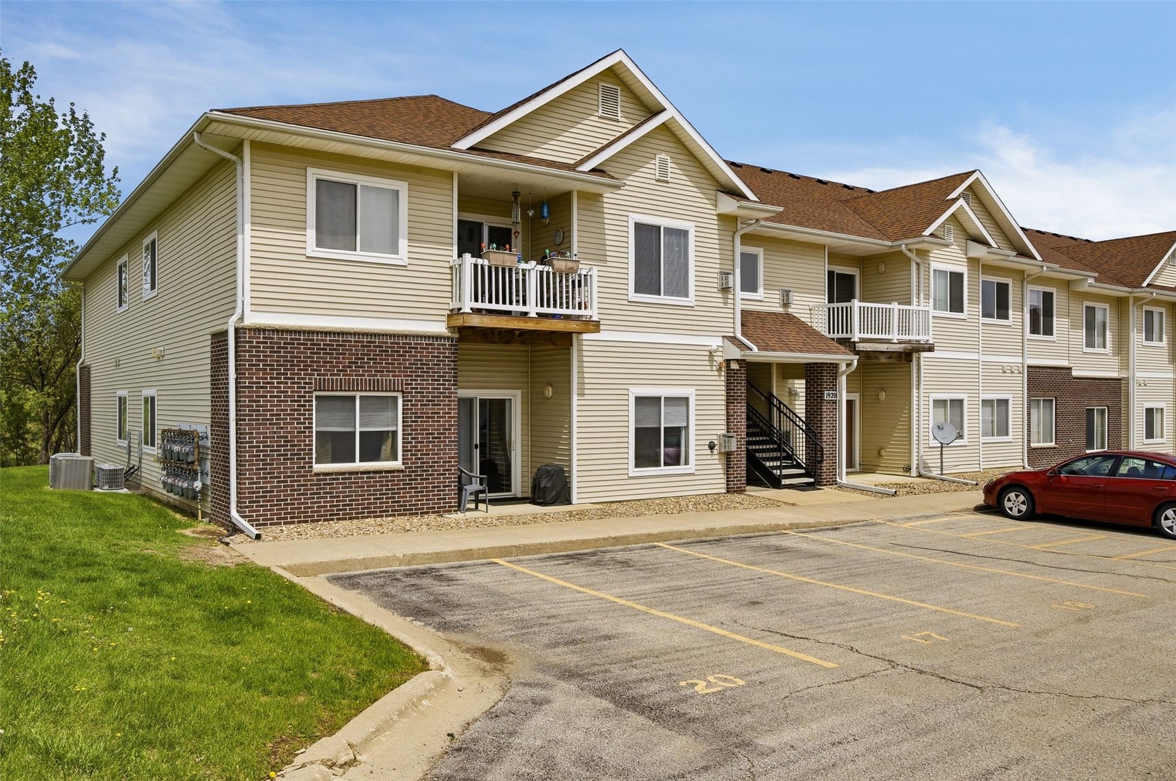 1920 Rockford Road SW Cedar Rapids IA 52404
