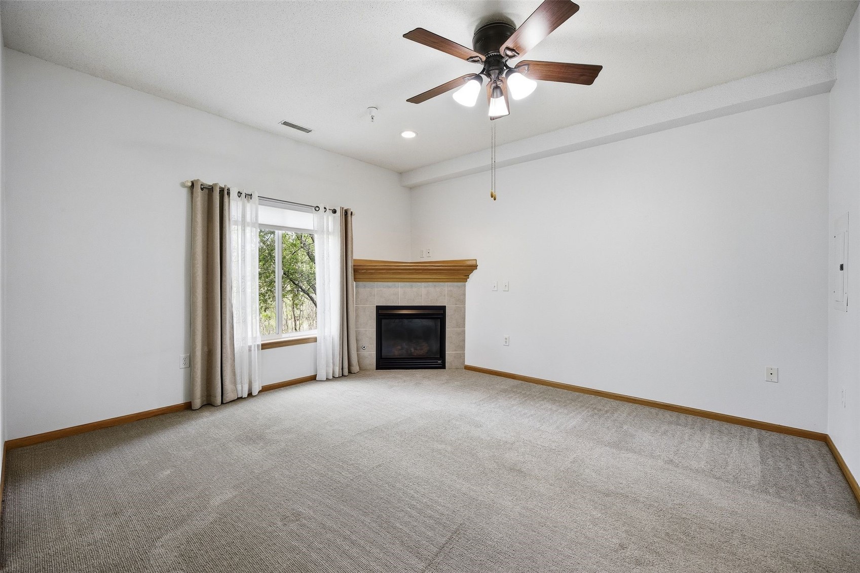 1920 Rockford Road SW Cedar Rapids IA 52404