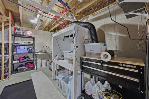 3555 Stoney Point Road Cedar Rapids IA 52404